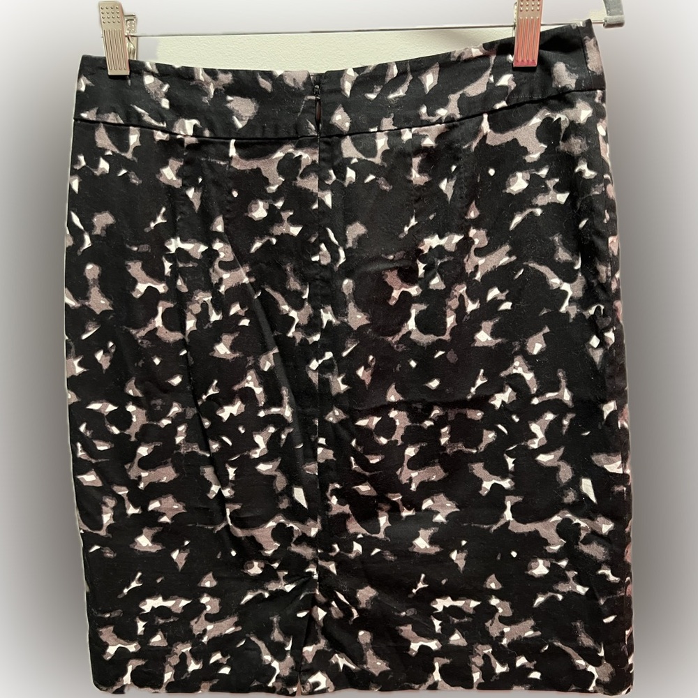Ann Taylor Loft Pencil Skirt Size 6 Black Multi